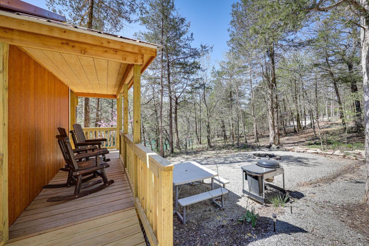 Cliffside Eureka Springs Cabin With Beaver Lake View Экстерьер фото